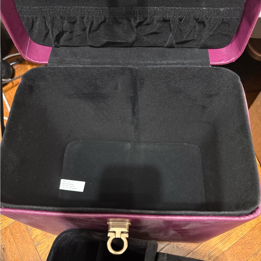 Makeup Purple Box Bag with Gold Accent - Picture 6 of 10